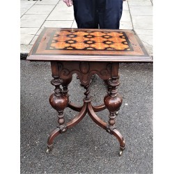 Italian Victorian Table